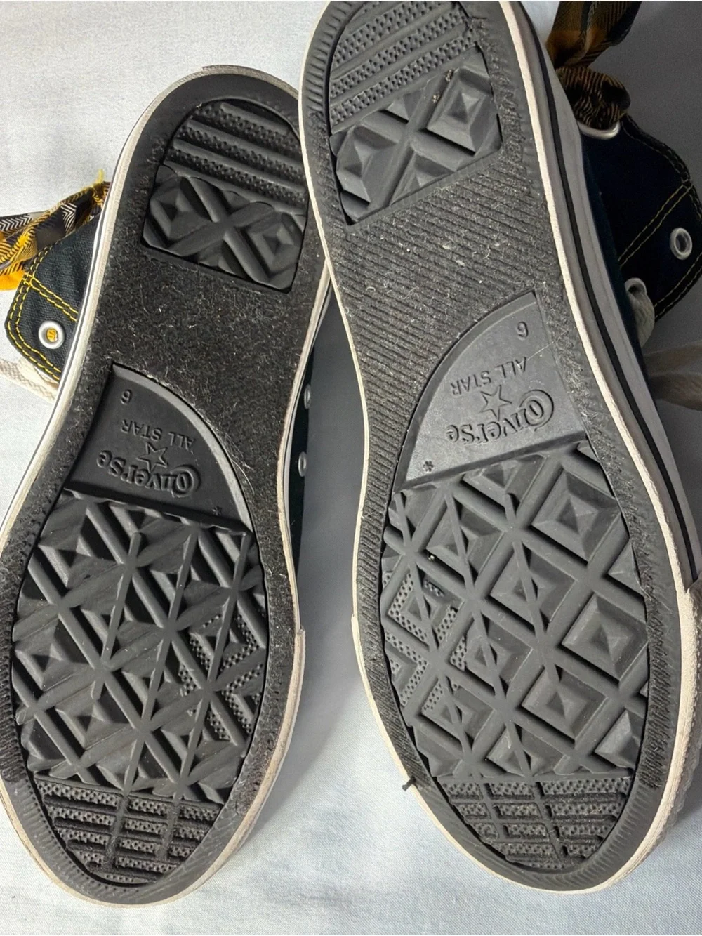 Converse Kids High-Top Sneakers in Black and Yellow Plaid